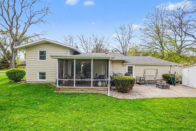 408 Cherokee Drive, Fremont, MI 49412