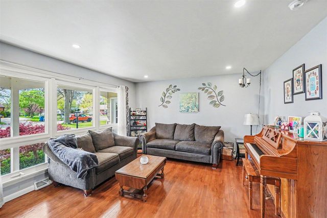 408 Cherokee Drive, Fremont, MI 49412