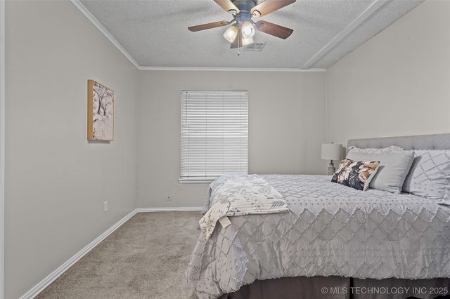 1015 NW Maxwell, Ardmore, OK 73401