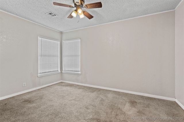 1015 NW Maxwell, Ardmore, OK 73401