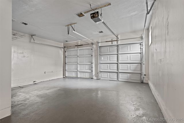 1015 NW Maxwell, Ardmore, OK 73401