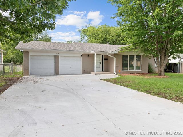 1015 NW Maxwell, Ardmore, OK 73401