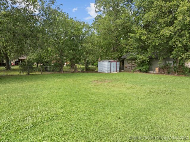 1015 NW Maxwell, Ardmore, OK 73401