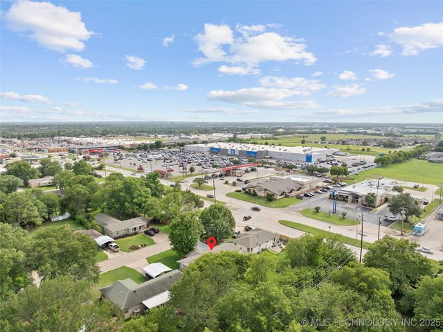 1015 NW Maxwell, Ardmore, OK 73401