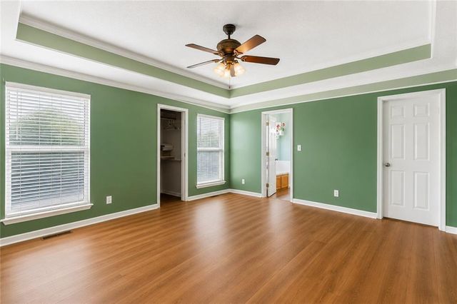 2021 Buckeye Court, Excelsior Springs, MO 64024