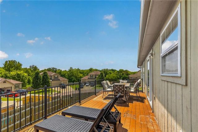 2021 Buckeye Court, Excelsior Springs, MO 64024