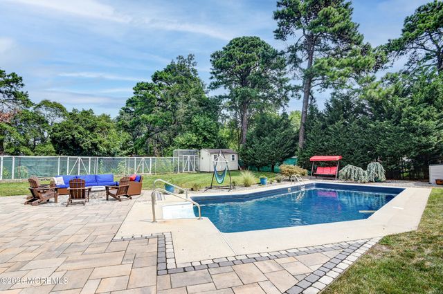 217 Larchwood Drive, Brick, NJ 08723