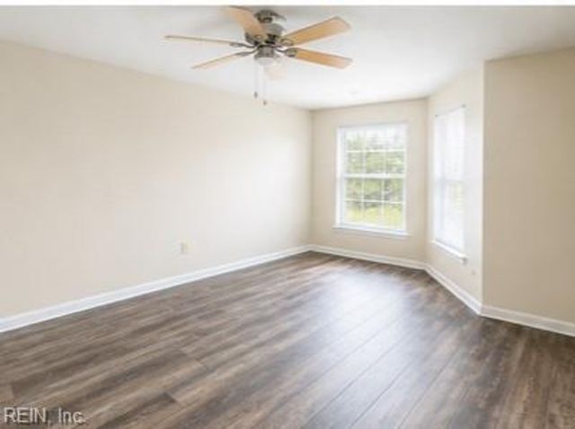 534 Rainbow Ct Apt 102, Newport News, VA 23608