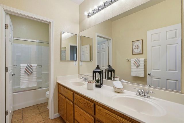 1643 Badger Way, Tracy, CA 95304