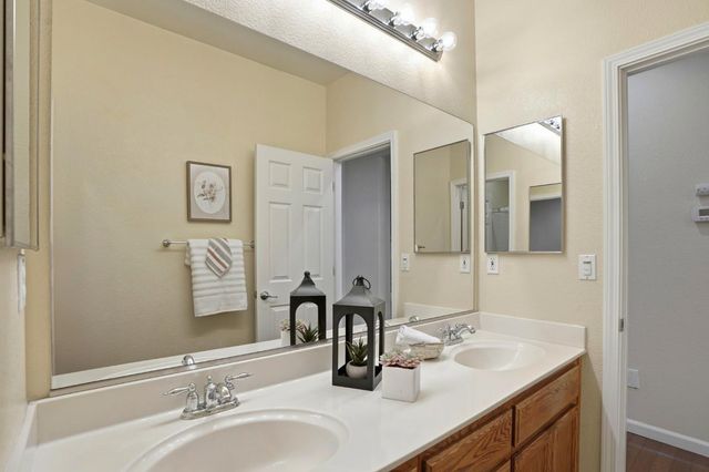 1643 Badger Way, Tracy, CA 95304