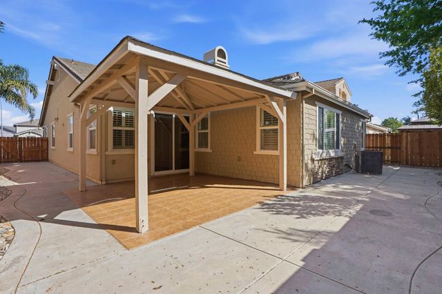 1643 Badger Way, Tracy, CA 95304