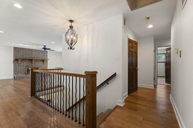 1020 Red Bud Drive, Grove, OK 74344