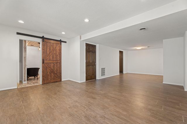 1020 Red Bud Drive, Grove, OK 74344