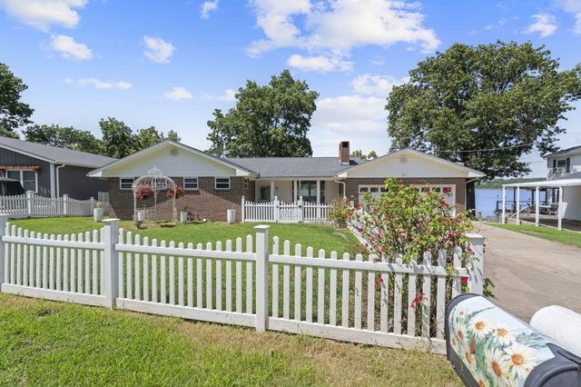 1020 Red Bud Drive, Grove, OK 74344