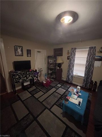 4420 Voss Avenue, Greensboro, NC 27405