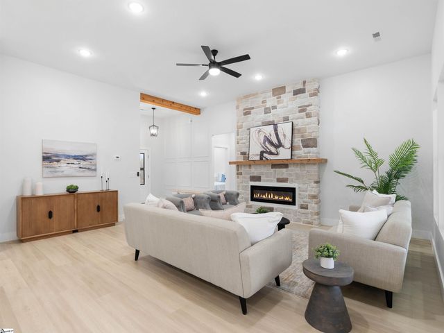 1754 Fish Camp Road, Chesnee, SC 29323