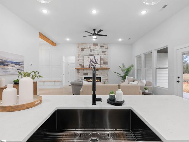 1754 Fish Camp Road, Chesnee, SC 29323