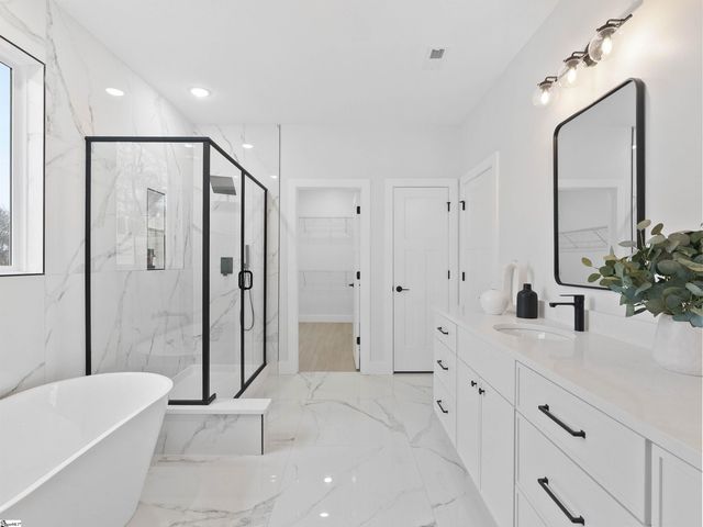 1754 Fish Camp Road, Chesnee, SC 29323