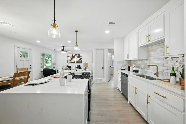 11336 Dalron Drive, Dallas, TX 75218