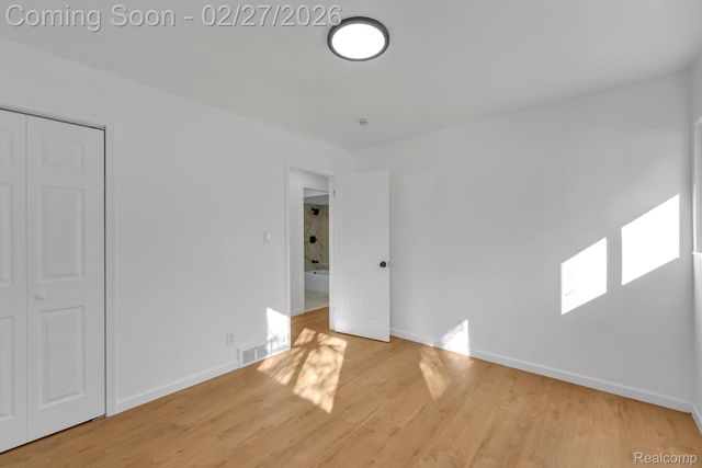 29760 Hoy Street, Livonia, MI 48154