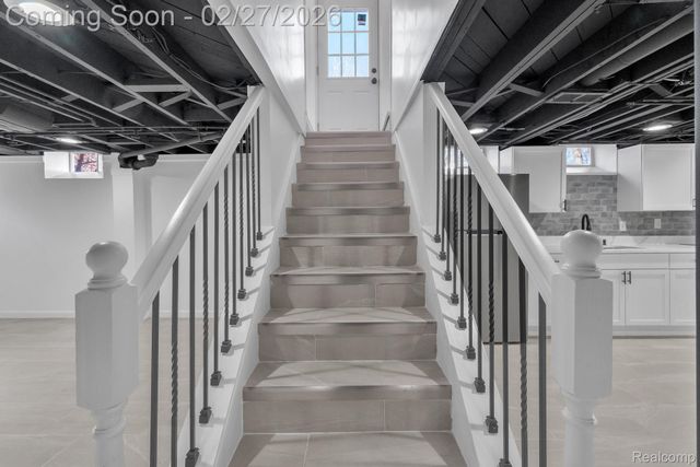 29760 Hoy Street, Livonia, MI 48154