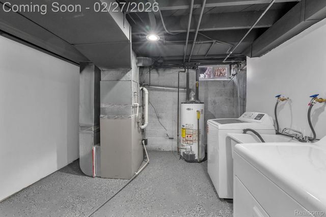 29760 Hoy Street, Livonia, MI 48154