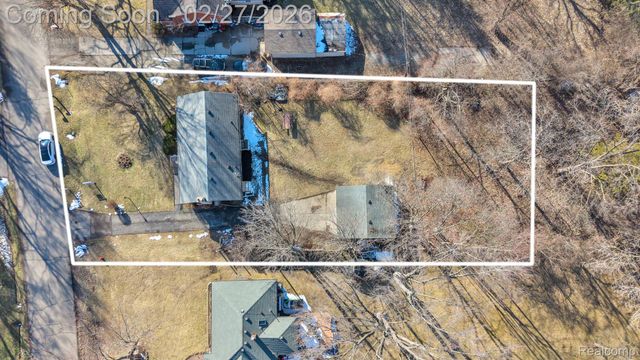 29760 Hoy Street, Livonia, MI 48154