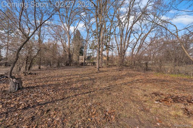 29760 Hoy Street, Livonia, MI 48154