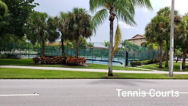 12600 SW 5th Ct 108L, Pembroke Pines, FL 33027