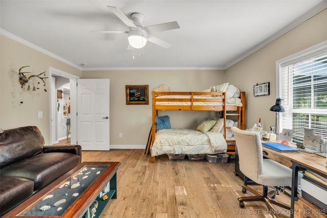 1334 Warren Road, Eufaula, OK 74432