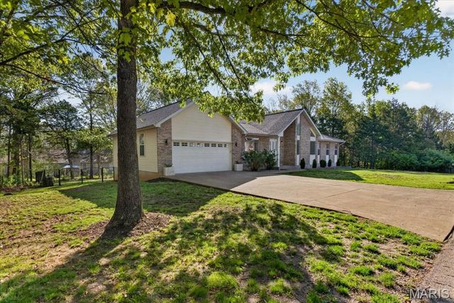 9480 Easy Street, Hillsboro, MO 63050