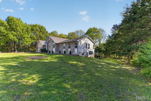 9480 Easy Street, Hillsboro, MO 63050