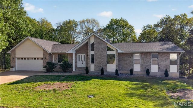 9480 Easy Street, Hillsboro, MO 63050