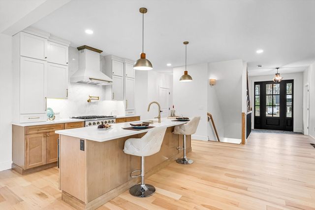 49 Balsam Hill Rd, Ludlow, MA 01056