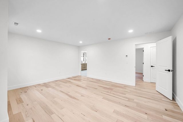 49 Balsam Hill Rd, Ludlow, MA 01056