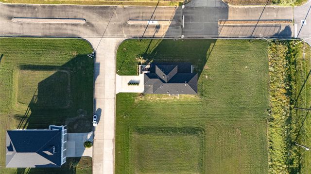 21201 Scissor Tail Lane, Galveston, TX 77554