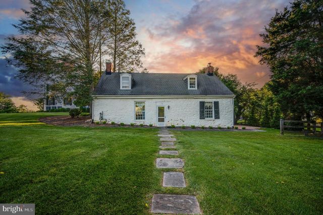 2207 EASTLAKE RD, Lutherville Timonium, MD 21093