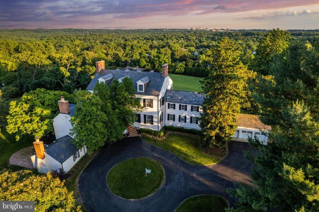 2207 EASTLAKE RD, Lutherville Timonium, MD 21093