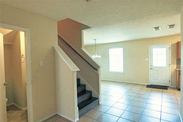 7419 Kennemer, Humble, TX 77338
