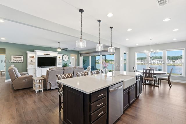 70 Fern Leaf Ln, Okatie, SC 29909