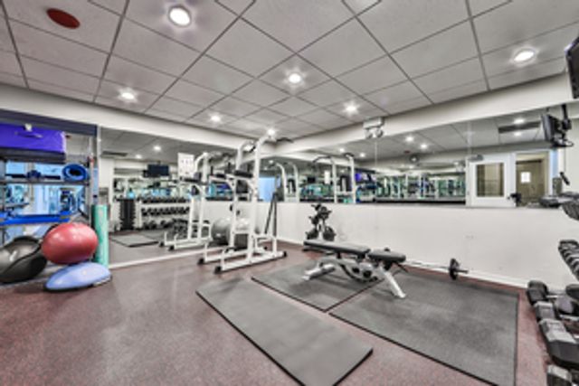 111 E CHESTNUT Street 27E, Chicago, IL 60611