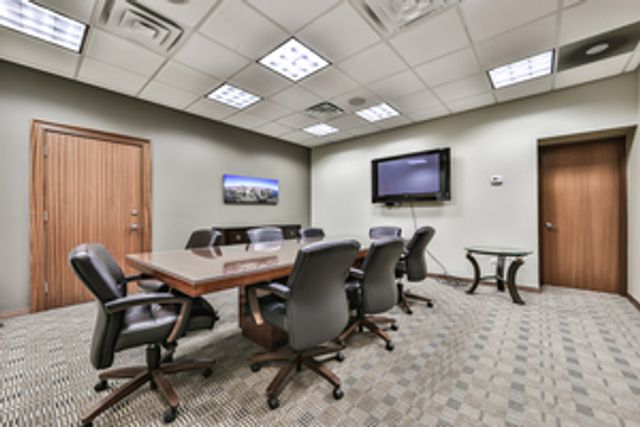 111 E CHESTNUT Street 27E, Chicago, IL 60611