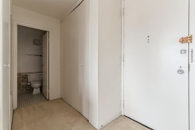 111 E CHESTNUT Street 27E, Chicago, IL 60611