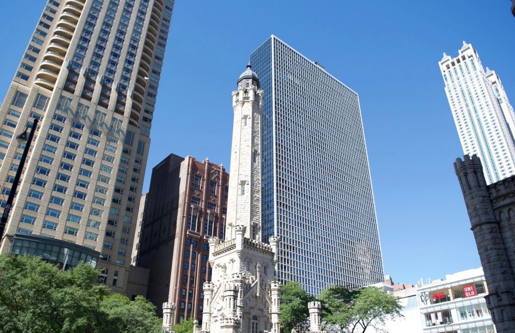 111 E CHESTNUT Street 27E, Chicago, IL 60611