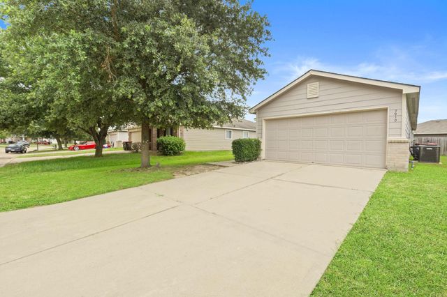 7910 Buffalo View Lane, Cypress, TX 77433