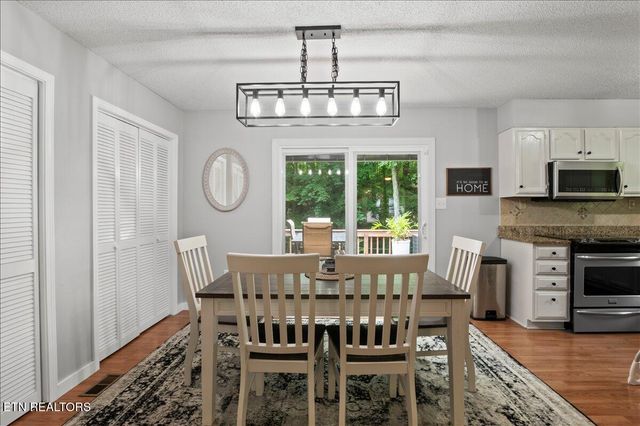 382 Tionesta Drive, Jacksboro, TN 37757