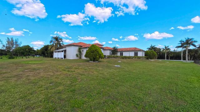 14225 43rd Road N, Loxahatchee, FL 33470