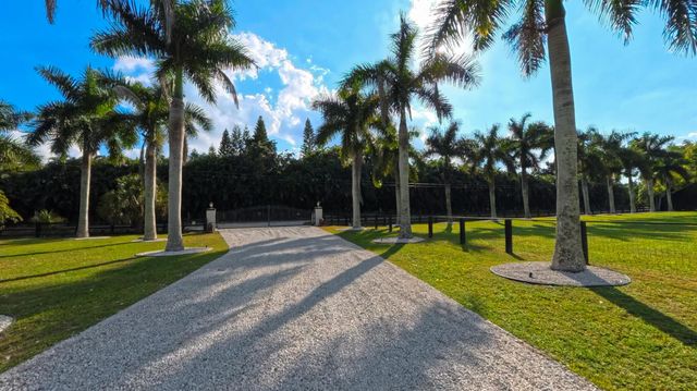 14225 43rd Road N, Loxahatchee, FL 33470