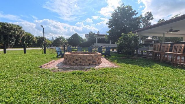 14225 43rd Road N, Loxahatchee, FL 33470