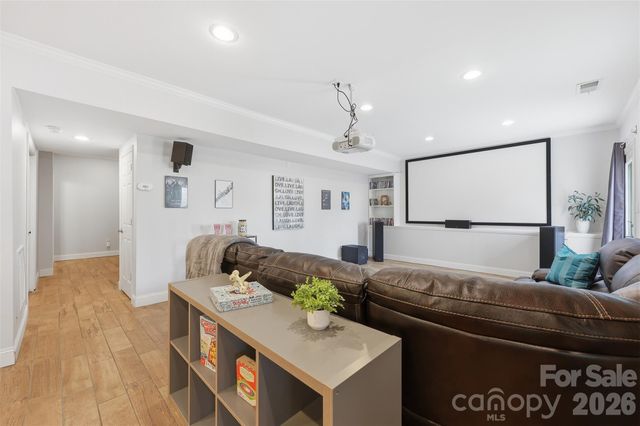 9759 Brandybuck Drive, Charlotte, NC 28269